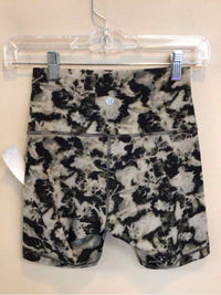 LULULEMON SIZE 4 Ladies EXERCISE