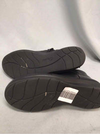 CLARKS SIZE 8 1/2 Ladies SHOES