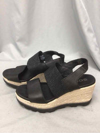 SOREL SIZE 9 1/2 Ladies SHOES