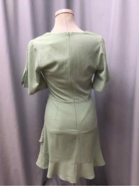 SHE & SKY SIZE SMALL Ladies DRESS