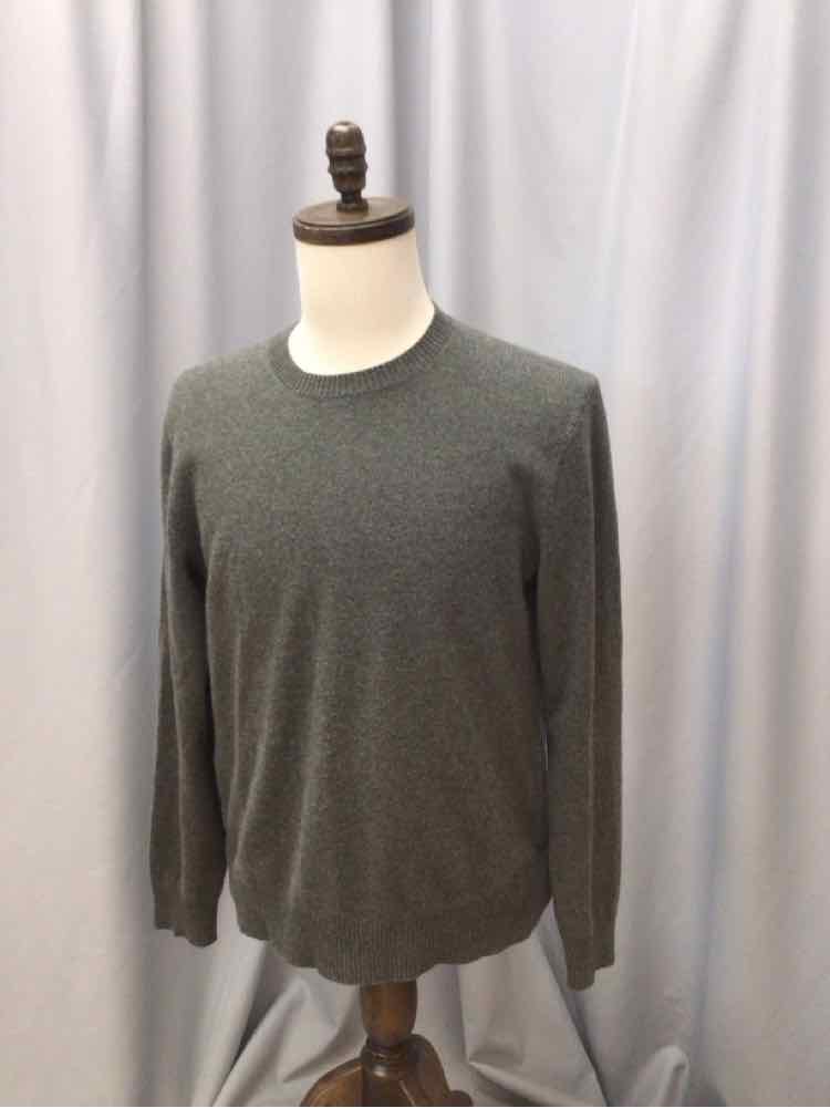 SIZE MEDIUM CLUB MONACO Men's SHIRTS