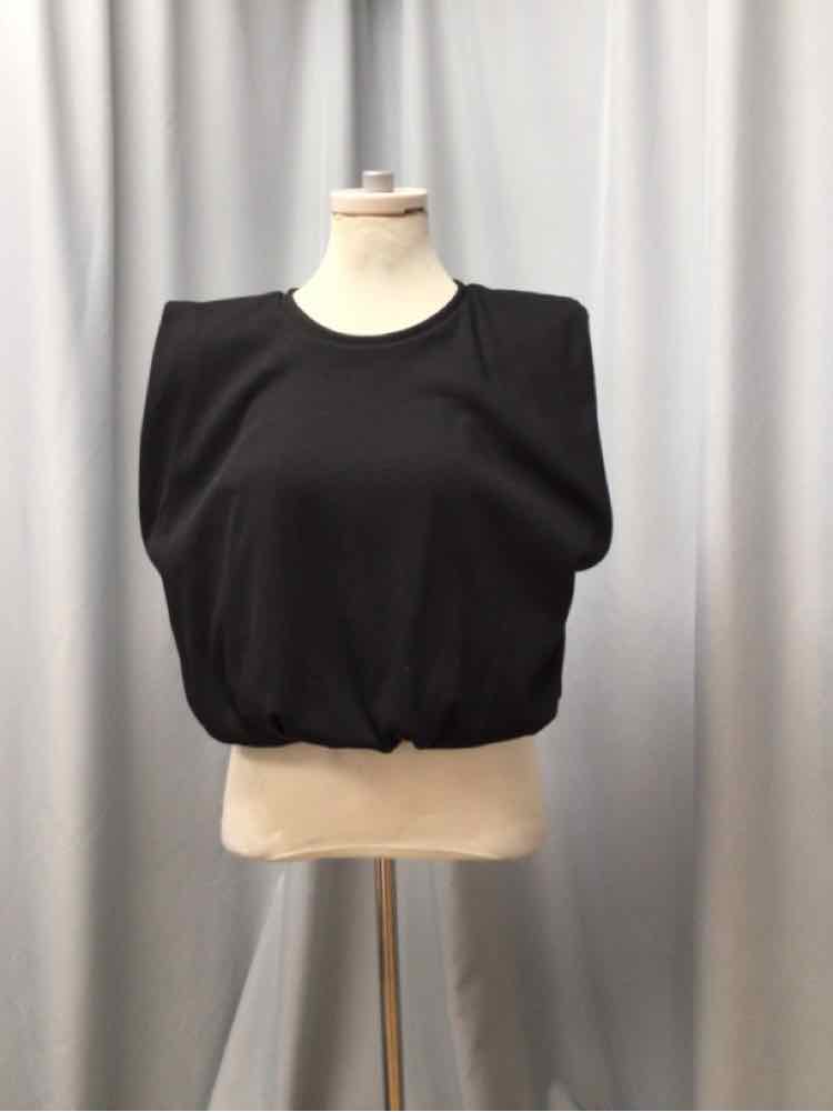 JOHANNE ORTIZ SIZE LARGE Ladies TOP