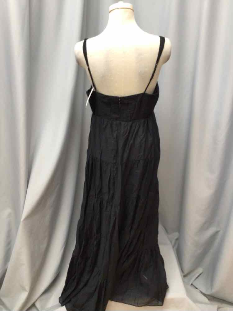 ABERCROMBIE & FITCH SIZE LARGE Ladies DRESS