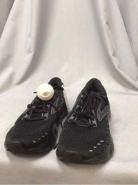 SIZE 10 1/2 BROOKS Men's SHOES