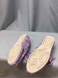 TOMS SIZE 11 Ladies SHOES