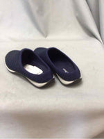 LL BEAN SIZE 6 1/2 Ladies SHOES