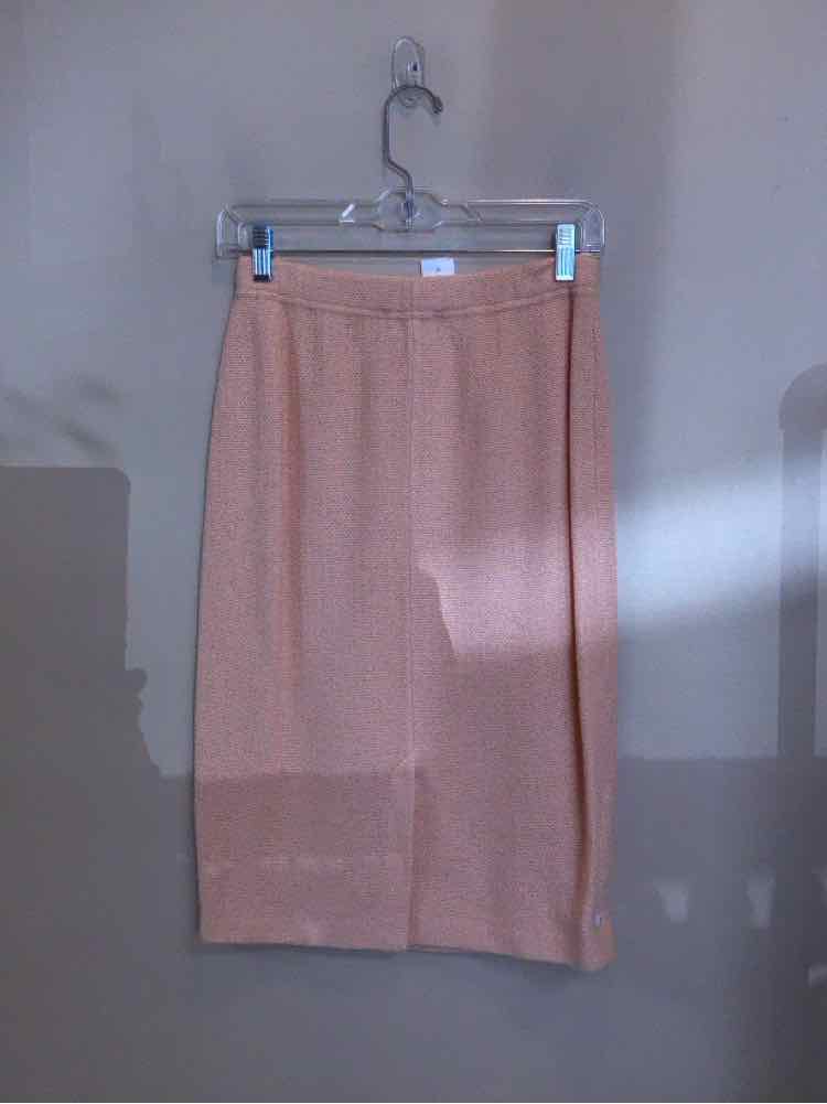 ST. JOHN SIZE 2 Ladies SKIRT