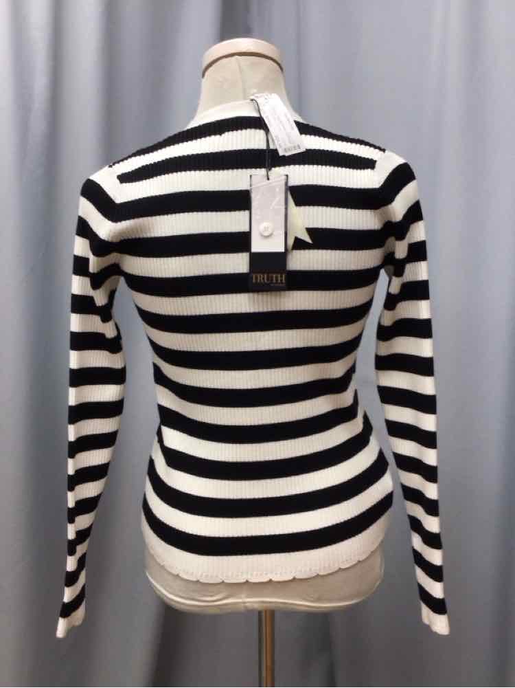 TRUTH SIZE SMALL Ladies TOP