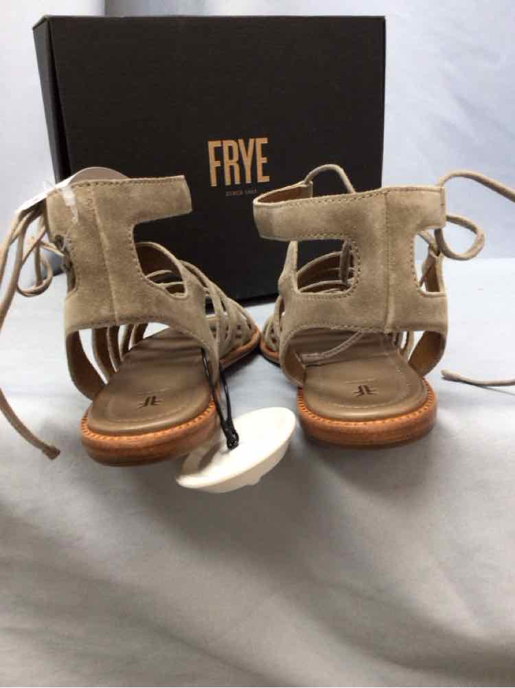 FRYE SIZE 7 Ladies SHOES