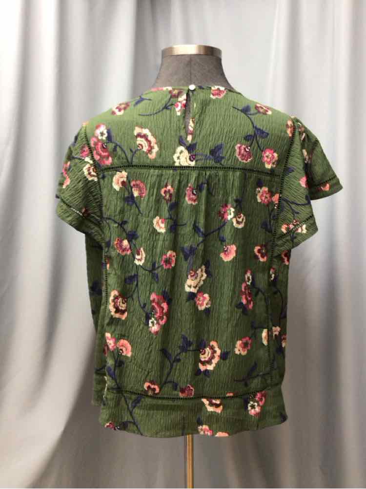 LANE BRYANT SIZE 18 Ladies BLOUSE