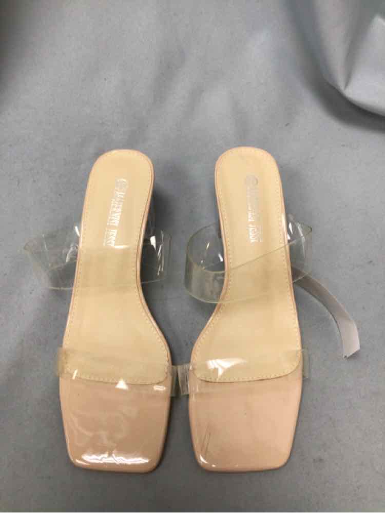 SIZE 39 Ladies SHOES