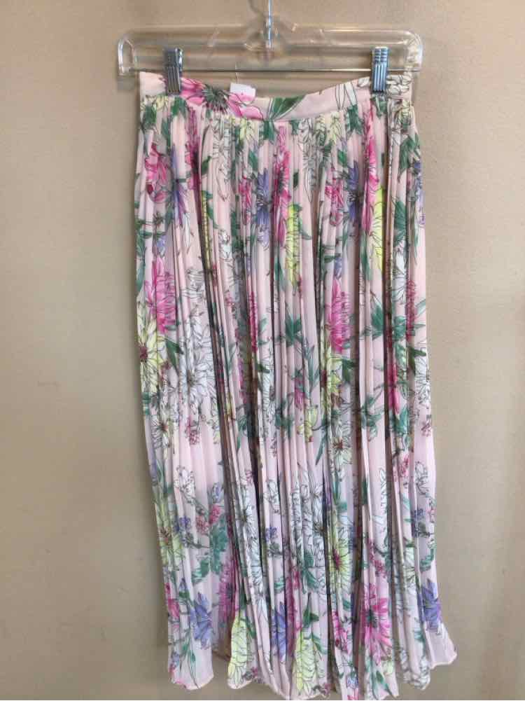 H & M SIZE 4 Ladies SKIRT