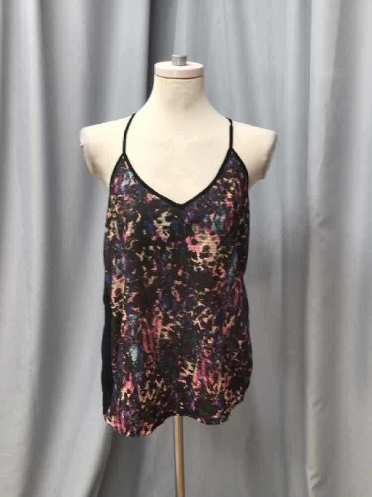 LULULEMON SIZE MEDIUM Ladies EXERCISE