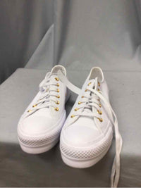 CONVERSE SIZE 8 Ladies SHOES