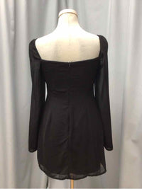 PRINCESS POLLY SIZE 4 Ladies DRESS