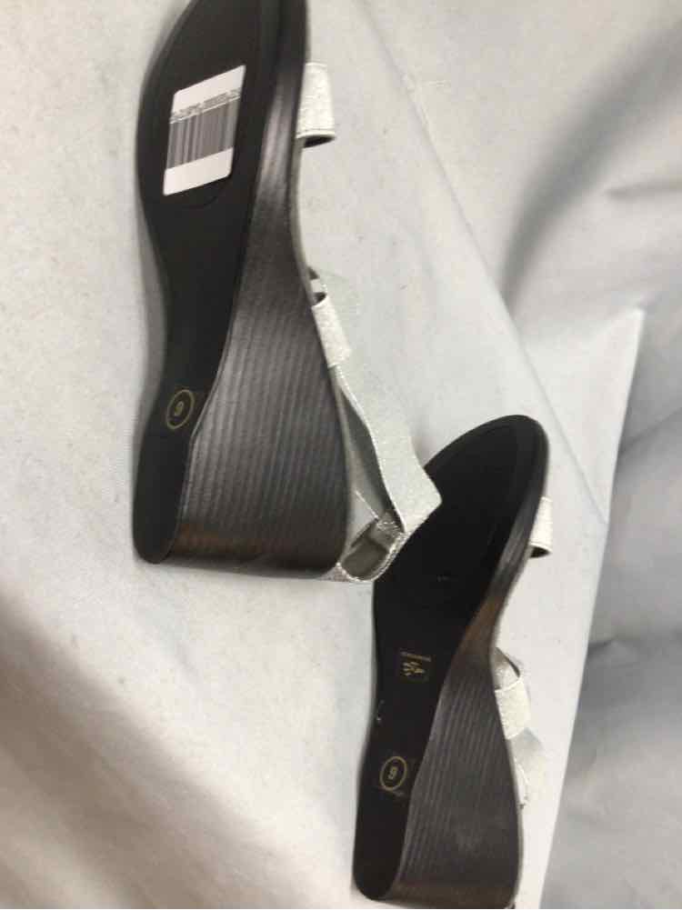 CHARLESTON SIZE 9 Ladies SHOES