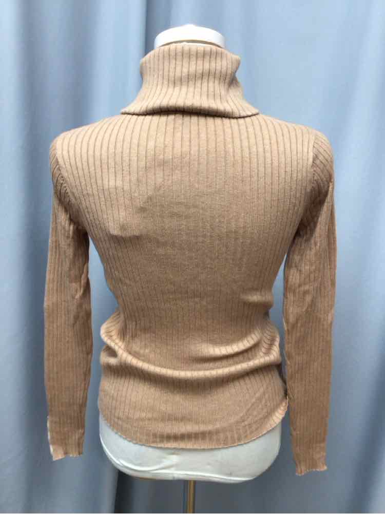 J MCLAUGHLIN SIZE SMALL Ladies TOP