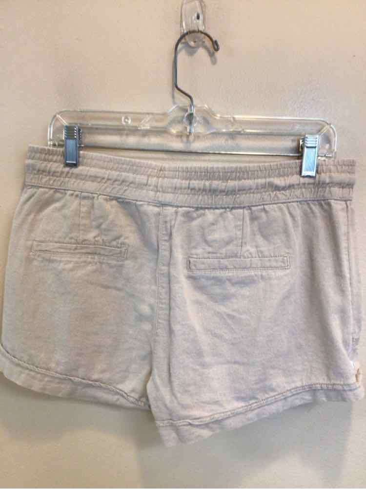 DYNAMITE SIZE MEDIUM Ladies SHORTS