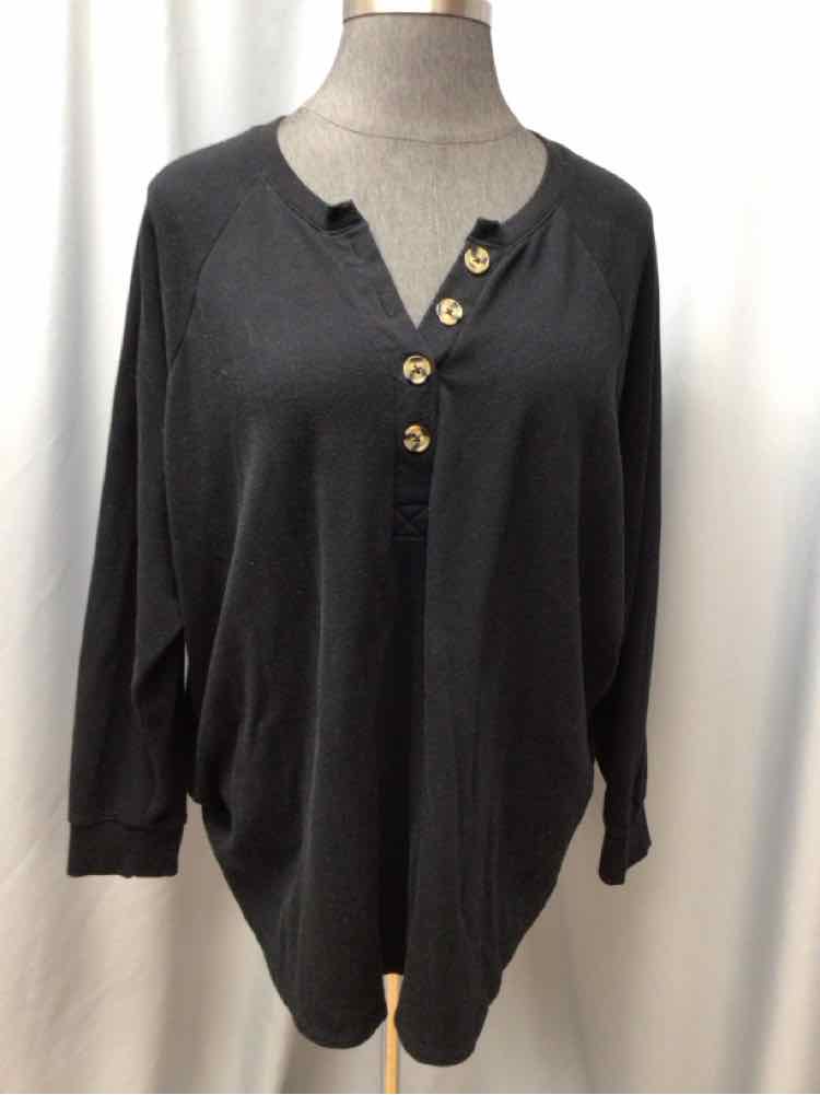 TORRID SIZE 4 X Ladies TOP