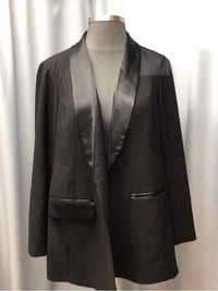 TORRID SIZE 3 X Ladies BLAZER