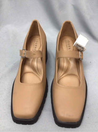 JOURNEE COLLECTION SIZE 11 Ladies SHOES