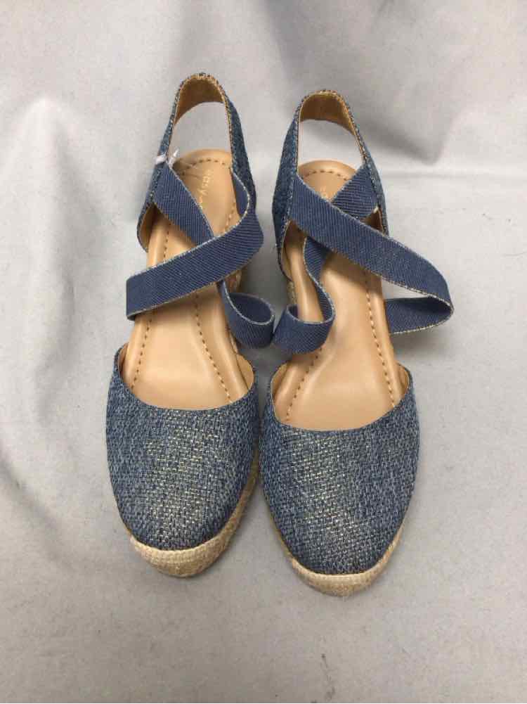 EASY SPIRIT SIZE 8 1/2 Ladies SHOES