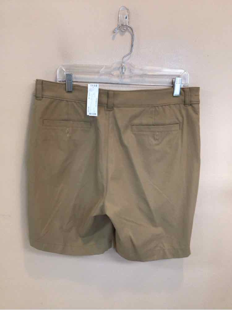 SIZE 34 ST JOHN'S BAY Men's SHORTS