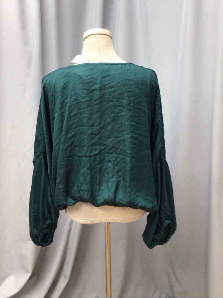 WISHLIST APPAREL SIZE MED/LRG Ladies BLOUSE