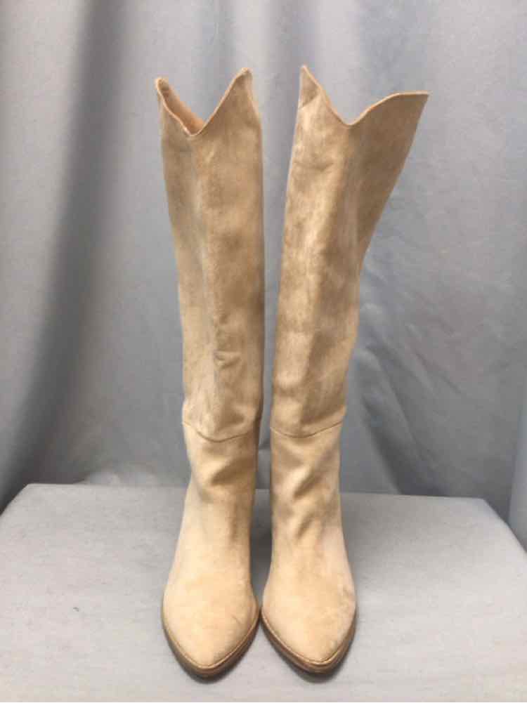 VICI SIZE 7 1/2 Ladies SHOES