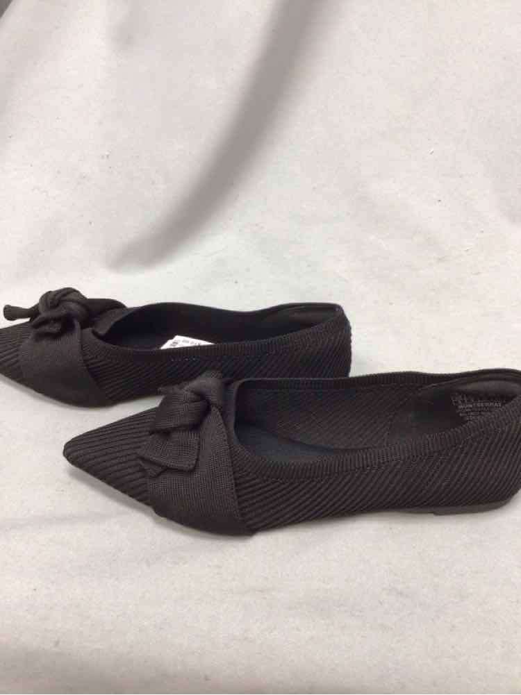 TAHARI SIZE 6 Ladies SHOES
