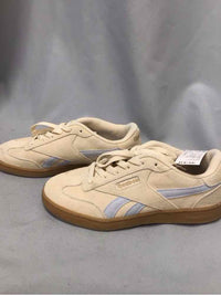 REEBOK SIZE 7 1/2 Ladies SHOES