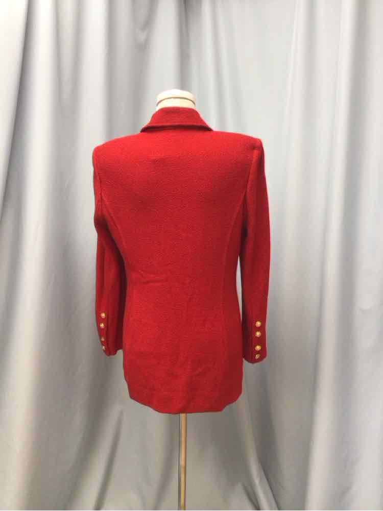ST. JOHN SIZE 8 Ladies TOP