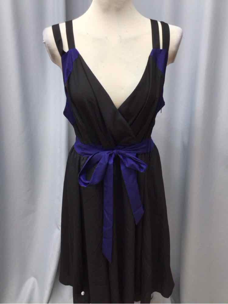 TORRID SIZE 18 Ladies DRESS