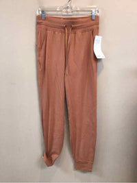 LULULEMON SIZE 6 Ladies EXERCISE