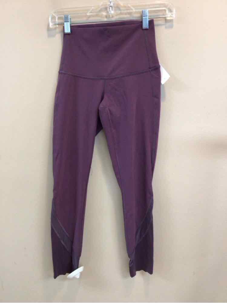LULULEMON SIZE 2 Ladies EXERCISE