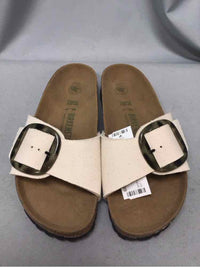 BIRKENSTOCKS SIZE 8 Ladies SHOES