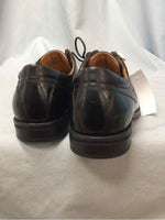 SIZE 10 1/2 FLORSHEIM Men's SHOES