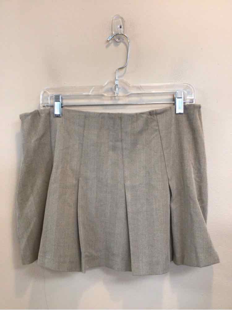 ABERCROMBIE & FITCH SIZE MEDIUM Ladies SKIRT