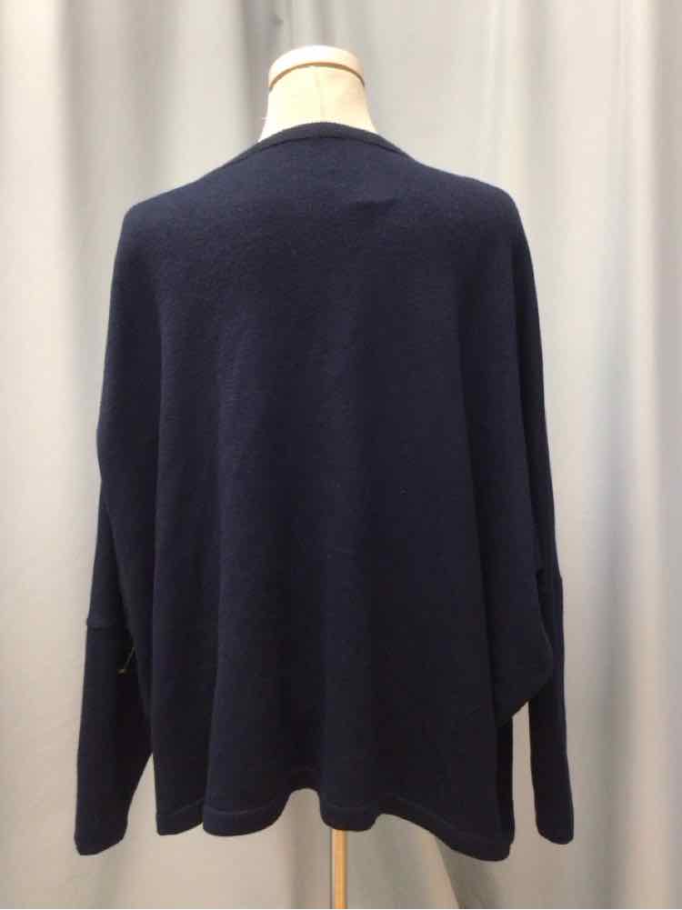 ALESSIO BAARDELLE SIZE MEDIUM Ladies TOP