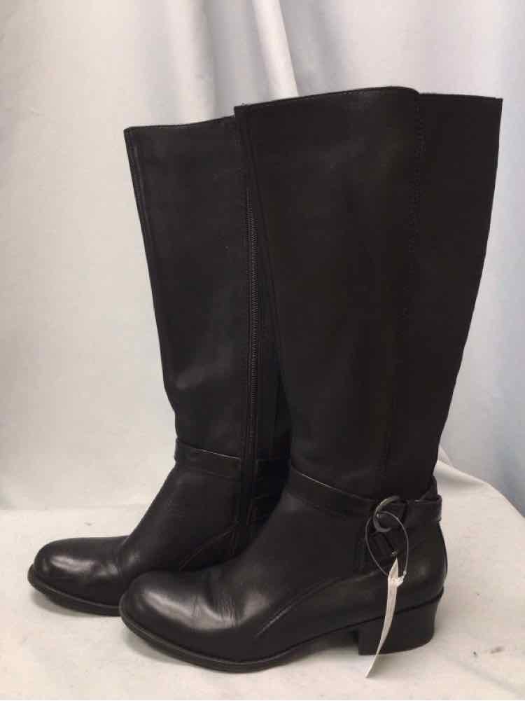 NATURALIZER SIZE 7 1/2 Ladies SHOES