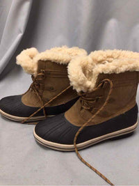 paws SIZE 10 Ladies SHOES