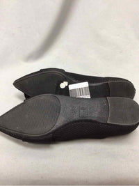 TAHARI SIZE 6 Ladies SHOES