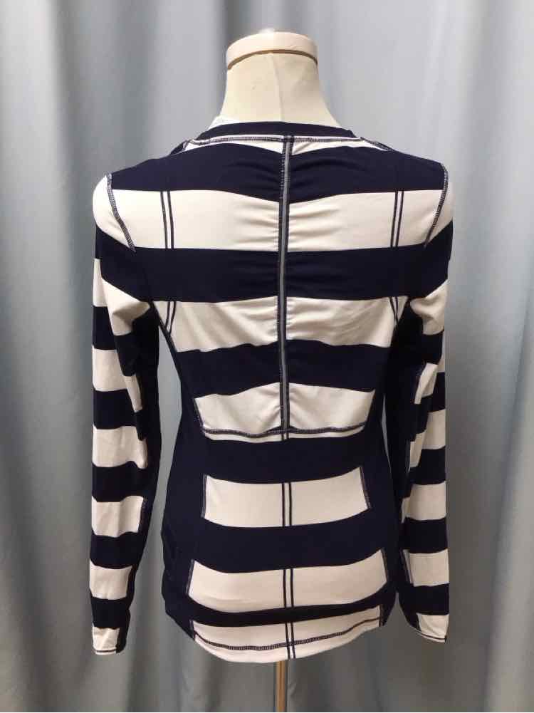 LULULEMON SIZE 8 Ladies EXERCISE