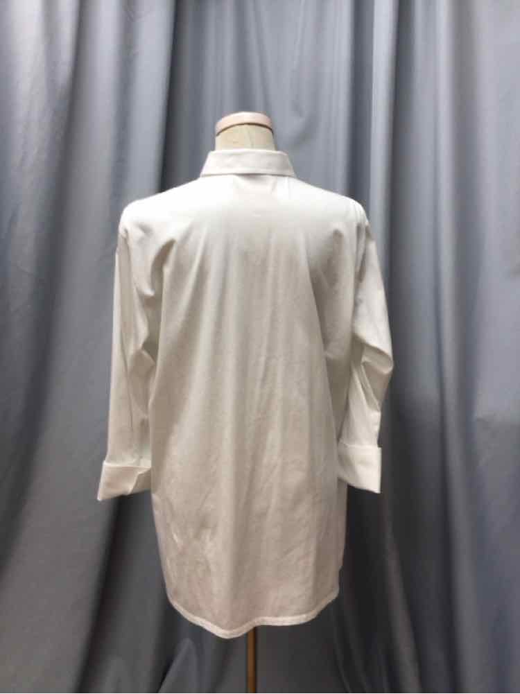 CHICOS SIZE 8 Ladies BLOUSE