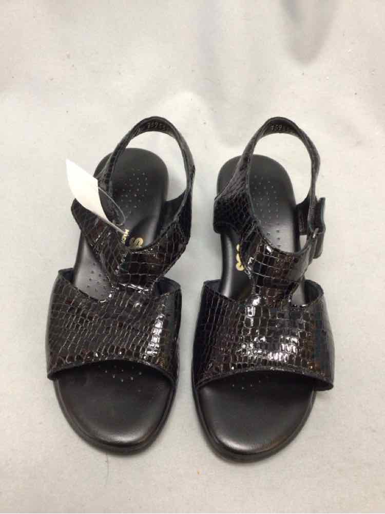 SAS SIZE 8 Ladies SHOES