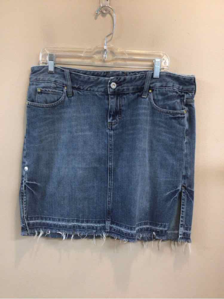 X2 SIZE 10 Ladies SKIRT