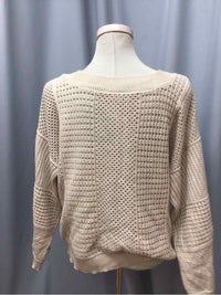 MOTH SIZE LARGE Ladies TOP