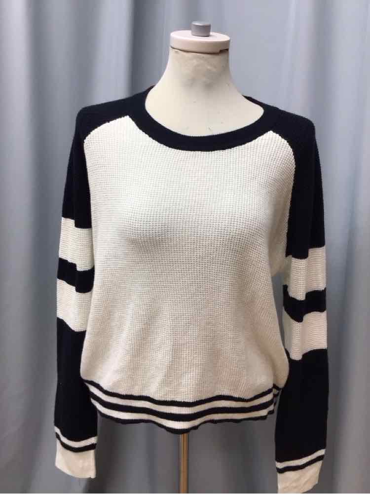 FAHERTY SIZE LARGE Ladies TOP