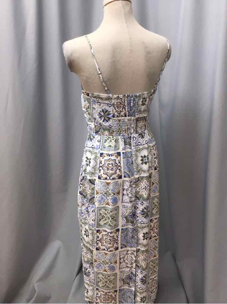 ABERCROMBIE & FITCH SIZE SMALL Ladies DRESS