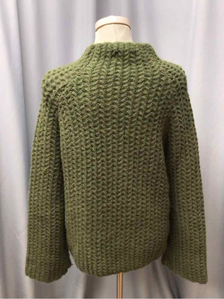 LISTICLE SIZE LARGE Ladies TOP